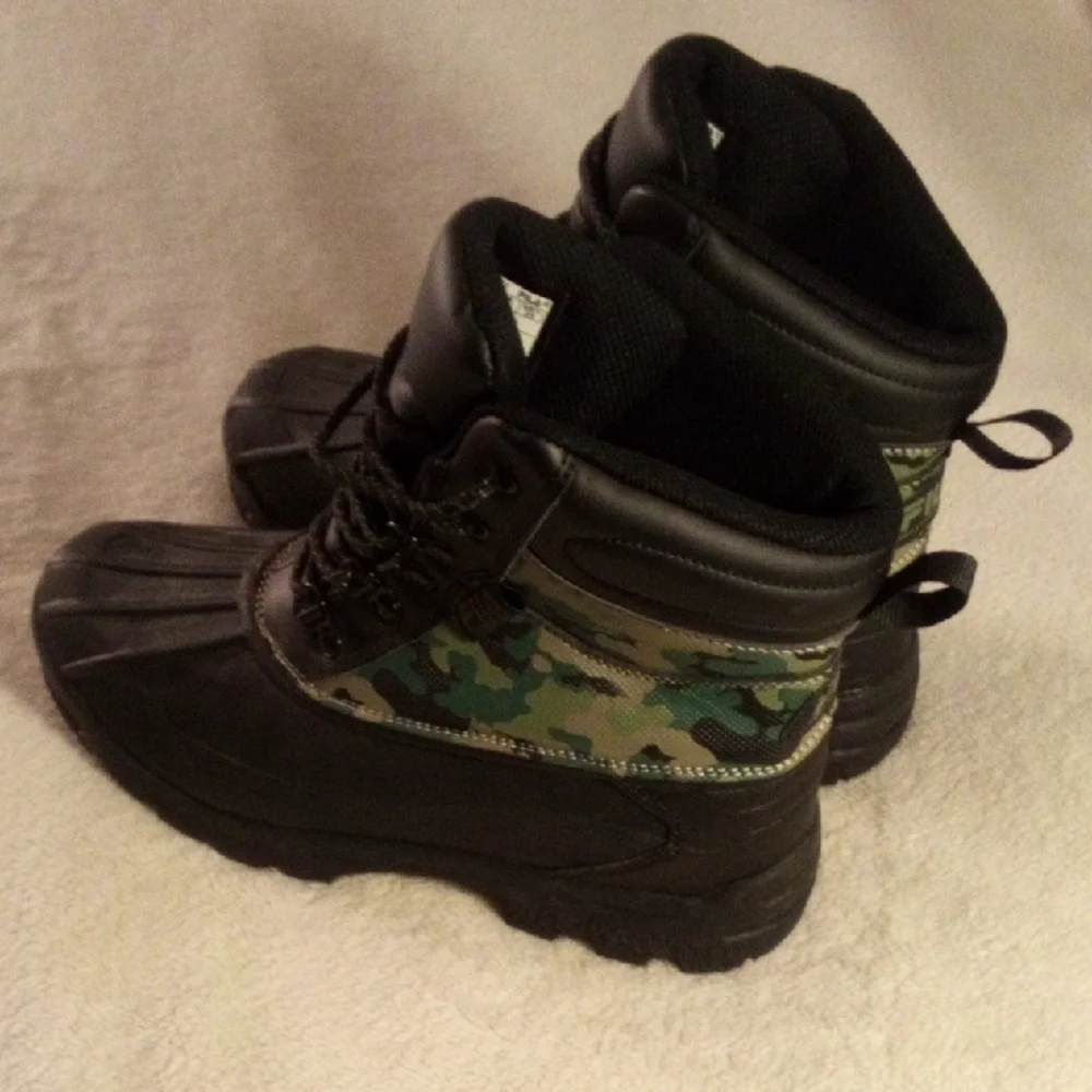 FILA Camouflage Waterproof Boots CAMO SIZE 7 NEW